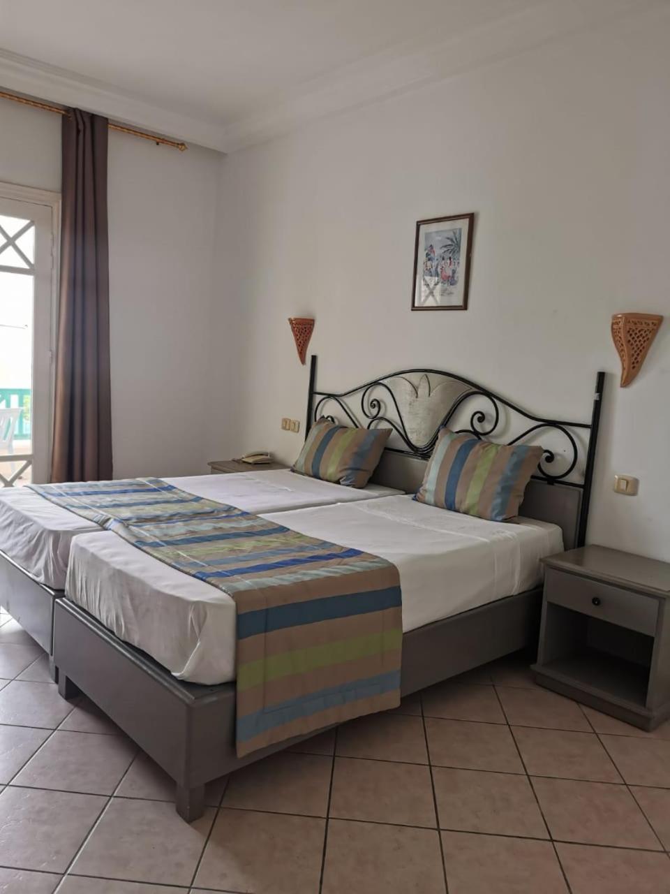 Hotel Diar Yassine Midoun Exteriér fotografie